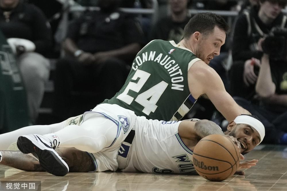 引人注目的 引人注目的